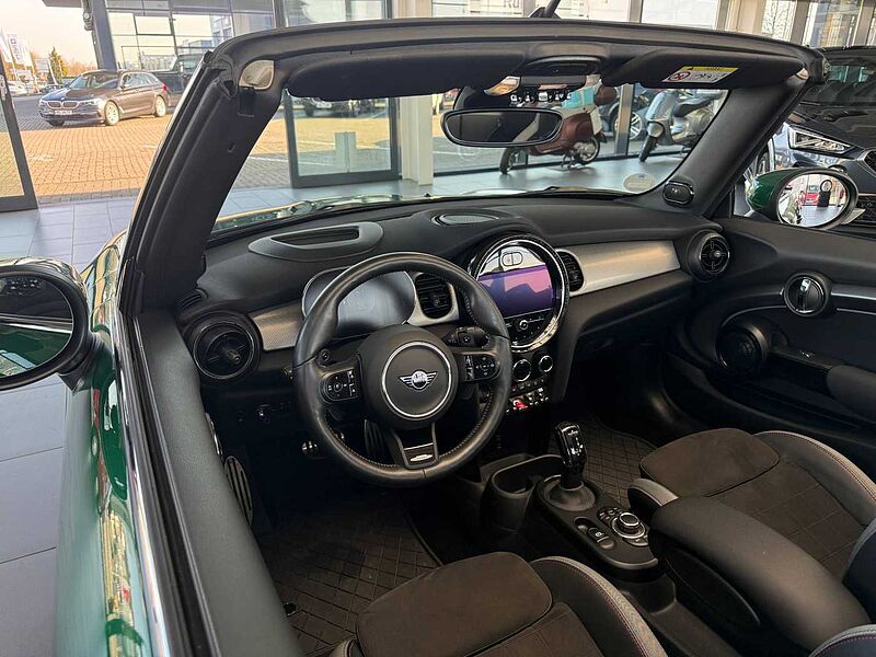 MINI John Cooper Works Cabrio Aut. JCW Trim
