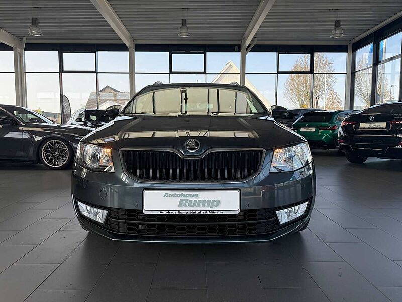 SKODA Octavia Combi Style NAVI/AHK/Klimaaut/LM