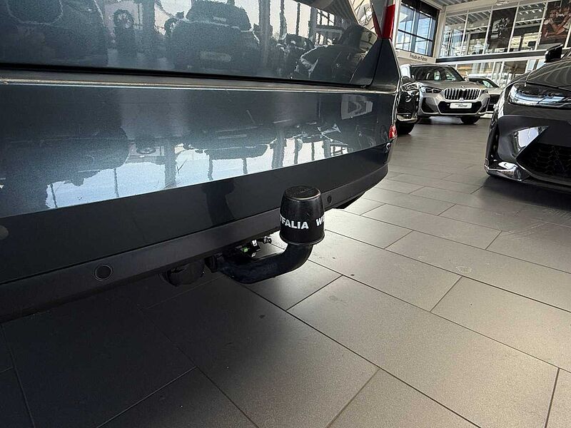 SKODA Octavia Combi Style NAVI/AHK/Klimaaut/LM