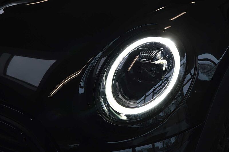 MINI 5-T&Uuml;RER One Aut. Classic Trim