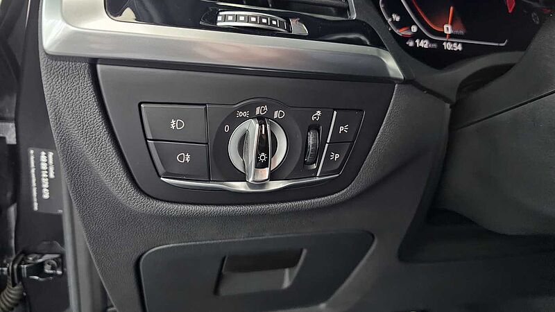 BMW X3 M40i Pano/, DA+/h/k Sound/AHK