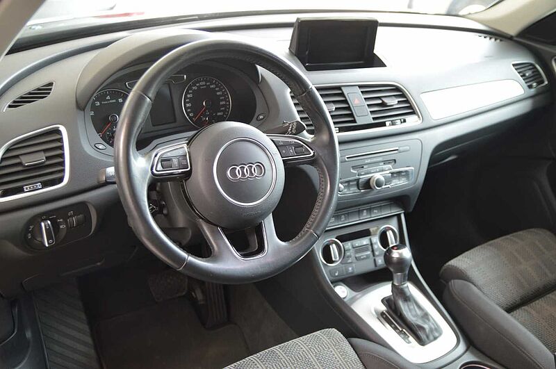 Audi Q3 1.4 TFSI  S tronic sport