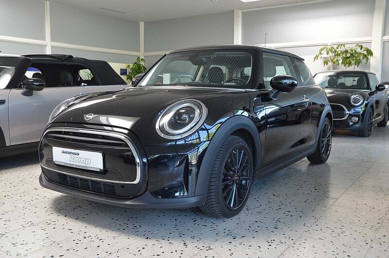 MINI ONE 3trg Classic Trim Navi Sports.