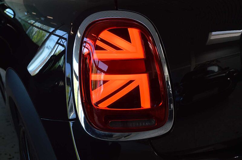 MINI ONE 3trg Classic Trim Navi Sports.