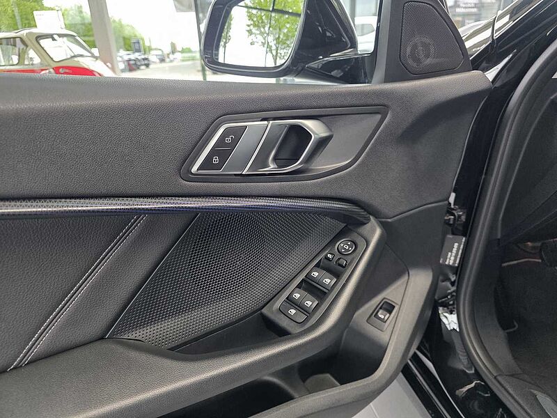 BMW 118d Shadow-Line Automatik HUD/RFK/Sitzhzg/LM