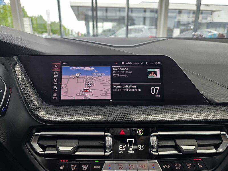 BMW 118d Shadow-Line Automatik HUD/RFK/Sitzhzg/LM