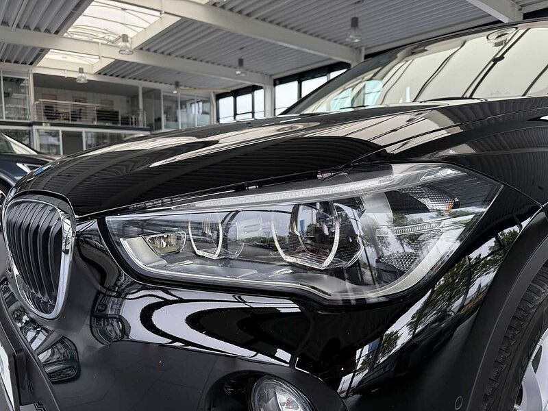 BMW X1 sDrive 18i Automatik /Sitzheizung