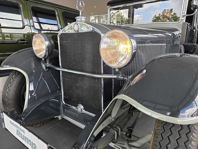 Mercedes-Benz Stuttgart 260 (W11)