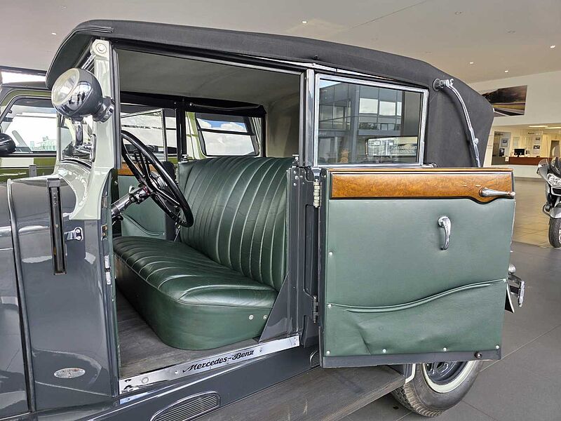 Mercedes-Benz Stuttgart 260 (W11)