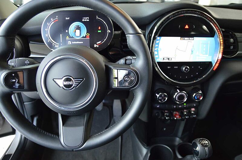 MINI ONE 3-T&Uuml;RER Navi LED Sposi