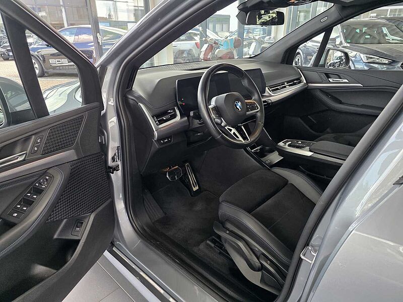 BMW 218i Active Tourer M Sport Sitzhzg/Pano/RFK/KeylessGo
