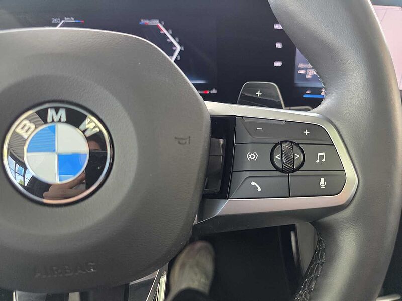 BMW 218i Active Tourer M Sport Sitzhzg/Pano/RFK/KeylessGo