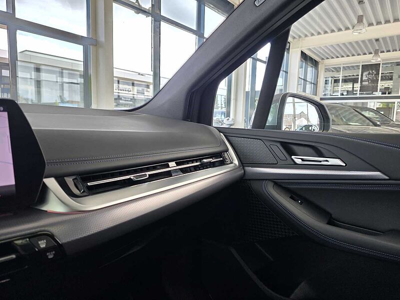 BMW 218i Active Tourer M Sport Sitzhzg/Pano/RFK/KeylessGo