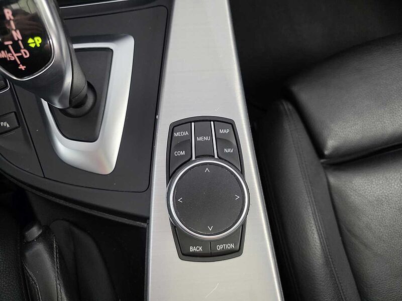 BMW 320d GT M Sport AHK/HUD/PANO/RFK/Keyless