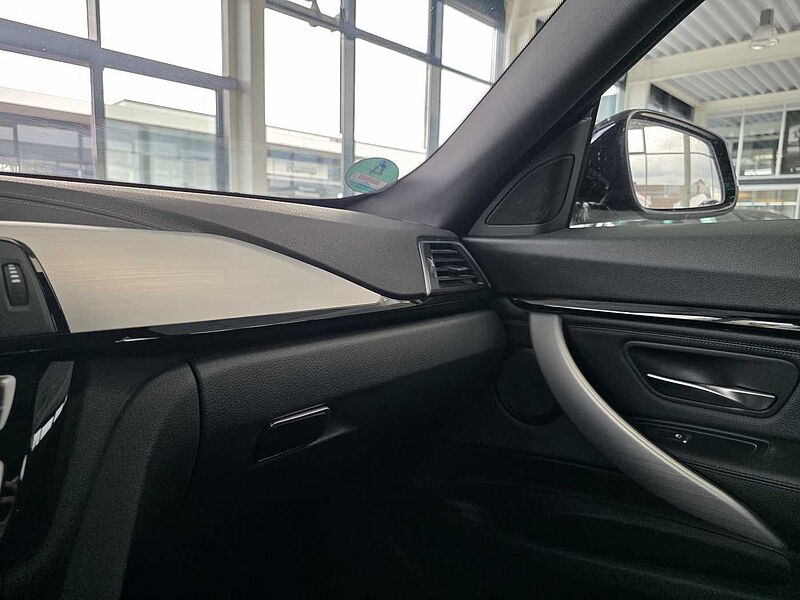 BMW 320d GT M Sport AHK/HUD/PANO/RFK/Keyless
