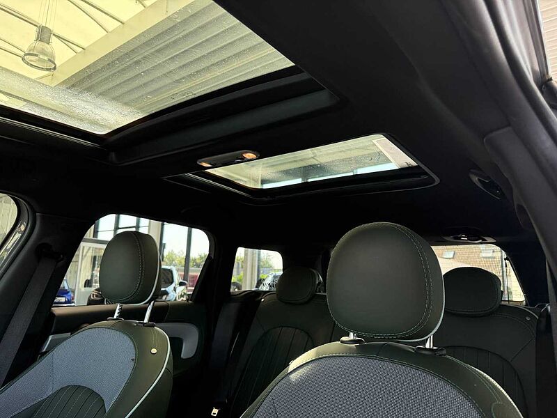 MINI Countryman Cooper SE ALL4 Untamed Edition