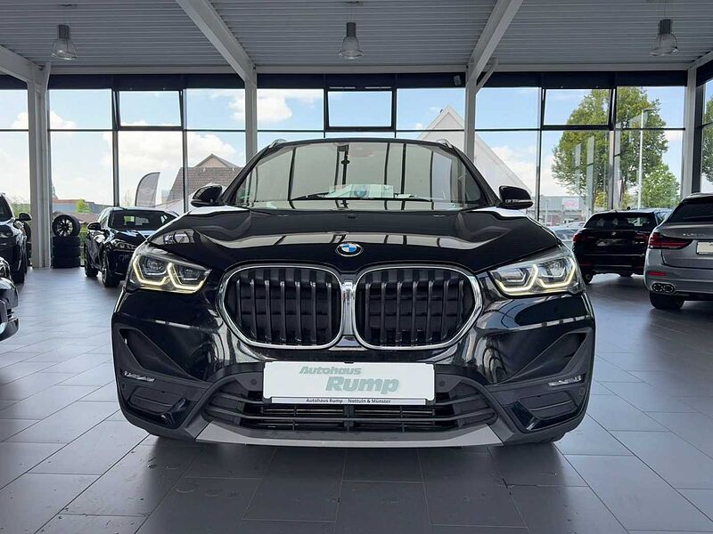 BMW X1 sDrive18i Advantage | LED| Navi | AHK