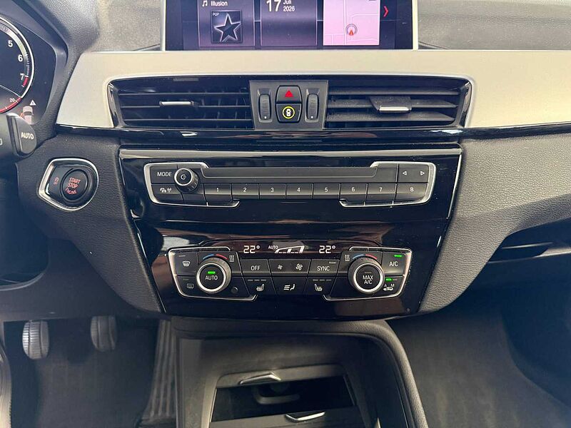BMW X1 sDrive18i Advantage | LED| Navi | AHK