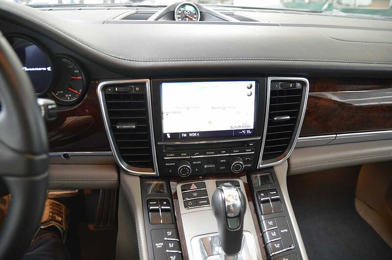 Porsche Panamera 4S PDK SD