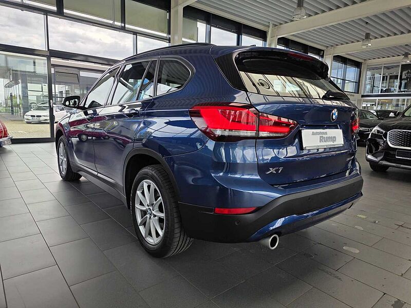 BMW X1 sDrive18i Advantage Aut. Navi | LED | SHZ | Park-Assist.