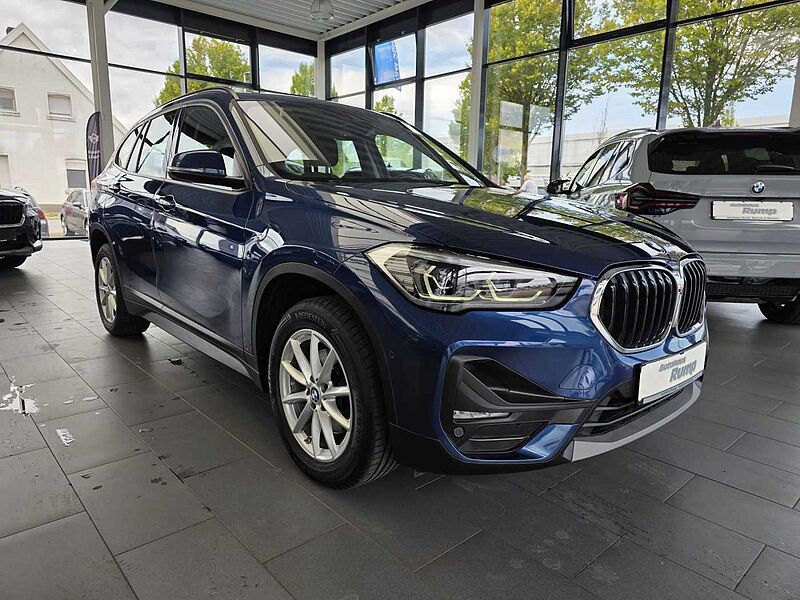 BMW X1 sDrive18i Advantage Aut. Navi | LED | SHZ | Park-Assist.