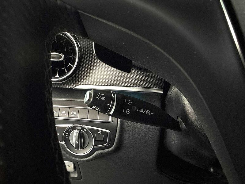 Mercedes-Benz V 300 d lang Avantgarde Edition AMG-Line Burmester/AHK/Luftfed.