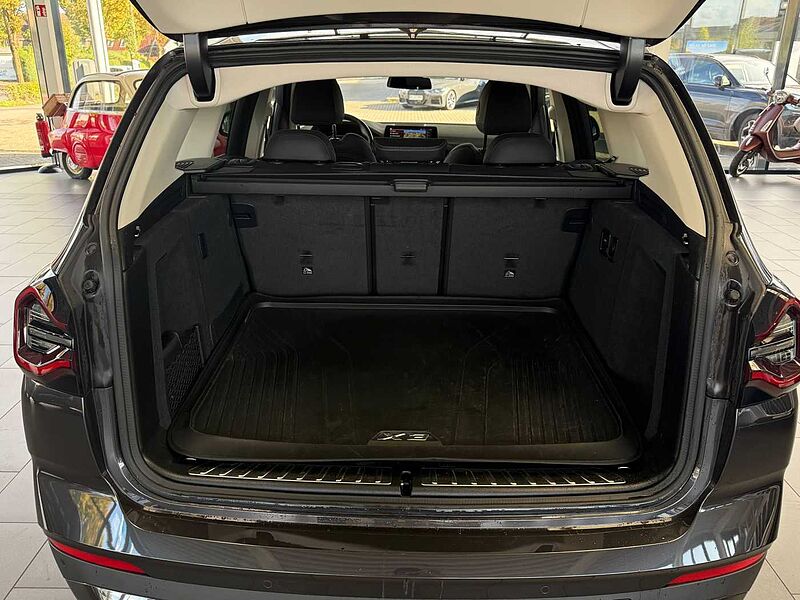 BMW X3 xDrive20d Aut. AHK, HiFi, LED, RFK