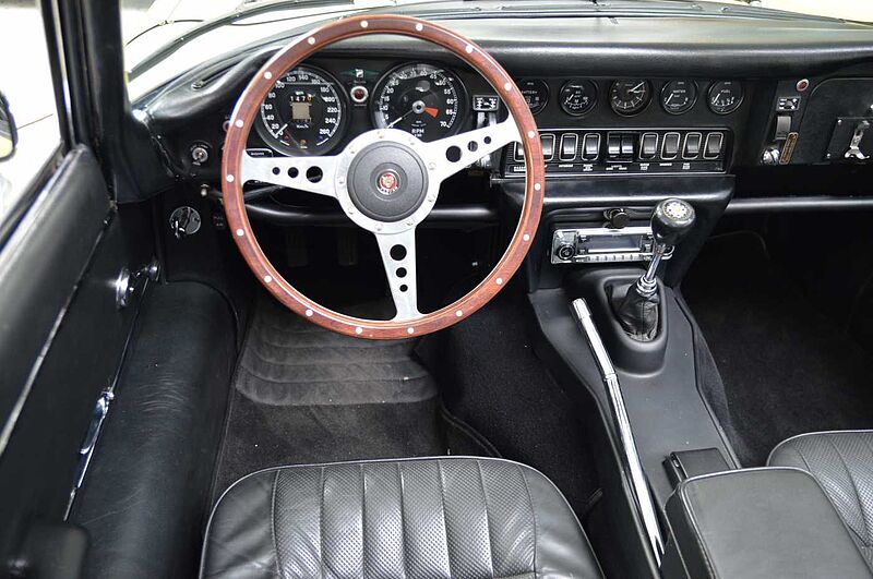 Jaguar E-Type Serie III  V12 OTS