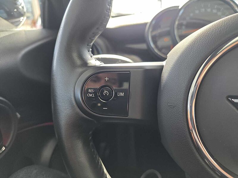 MINI Cooper 3trg. Autom. Pano/Leder/LED/Apple/PDC