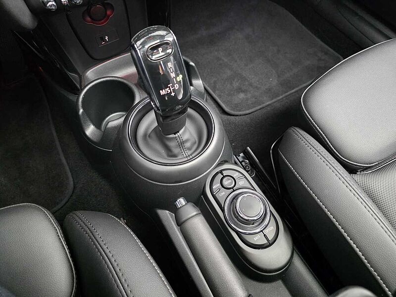 MINI Cooper 3trg. Autom. Pano/Leder/LED/Apple/PDC