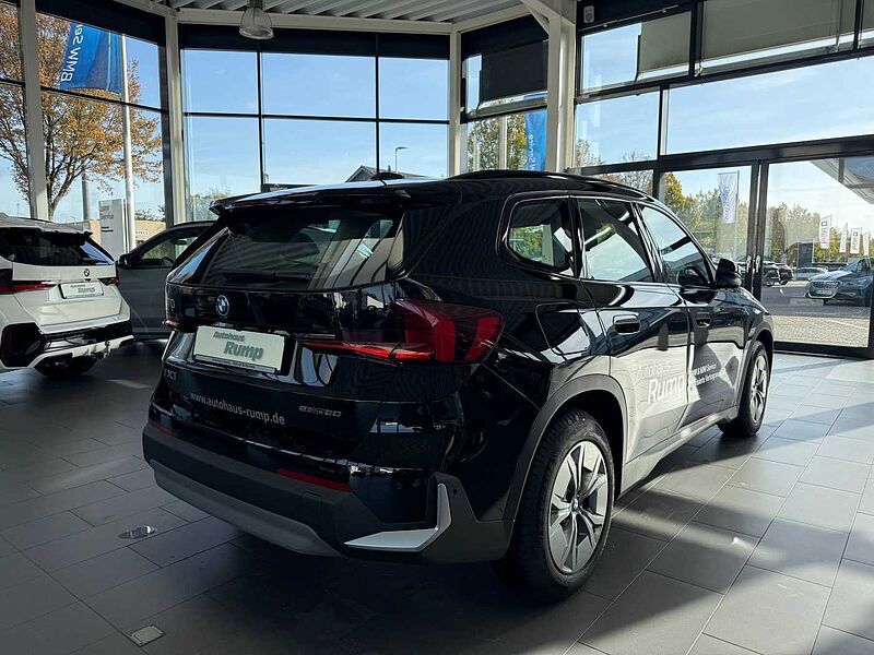 BMW iX1 eDrive20 | NAVI | KAMERA | PARKASSISTENT | SHZ