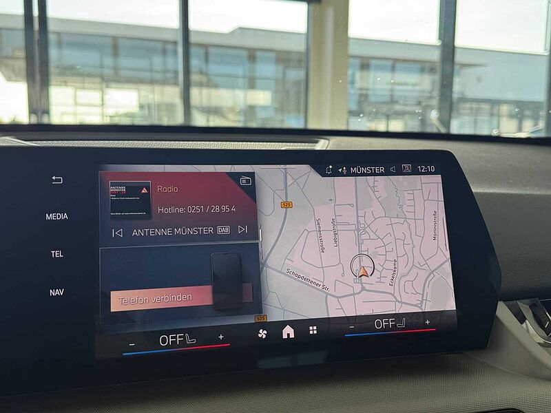 BMW iX1 eDrive20 | Navi | LED | SHZ| Kamera | Parkassistent