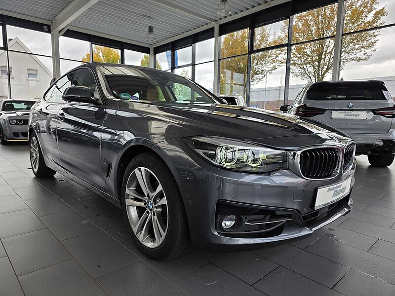 BMW 320i Sportline 1.Hand/Auto. /Navi/AHK/Leder/RFK