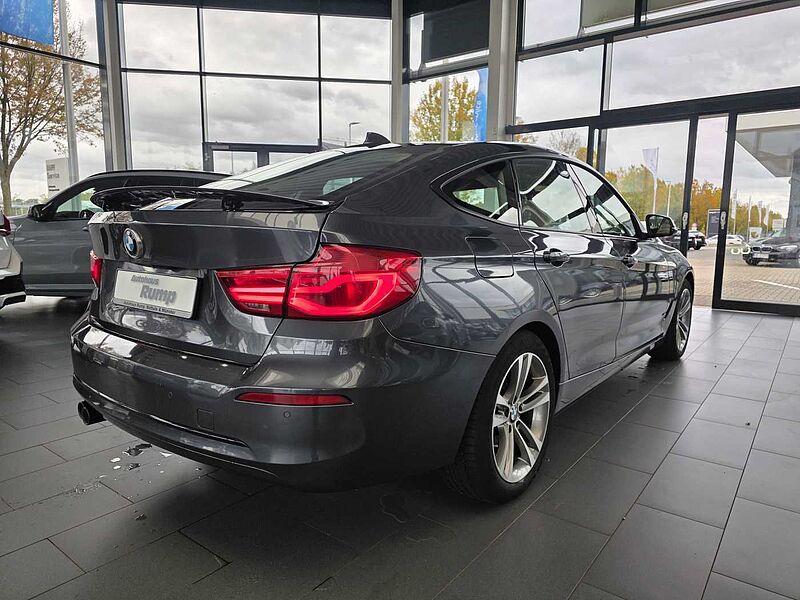 BMW 320i Sportline 1.Hand/Auto. /Navi/AHK/Leder/RFK