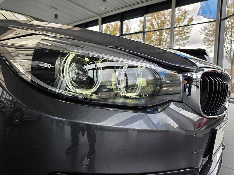BMW 320i Sportline 1.Hand/Auto. /Navi/AHK/Leder/RFK