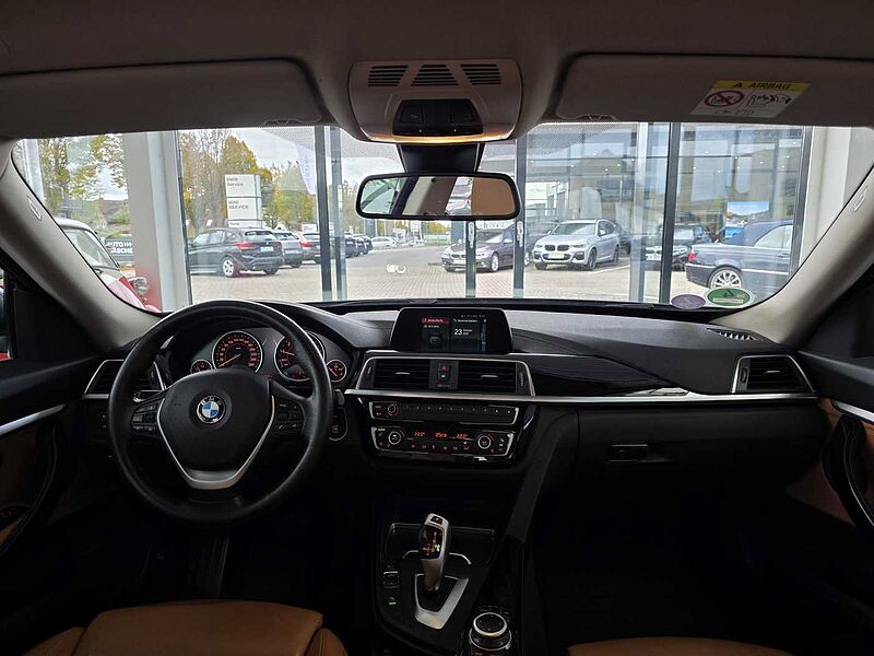 BMW 320i Sportline 1.Hand/Auto. /Navi/AHK/Leder/RFK