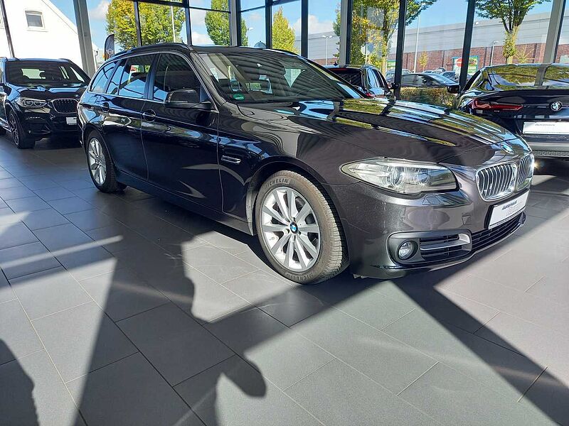 BMW 520d Touring Aut. Navi+,4-Zonen-Klima. ,Pano, AHK