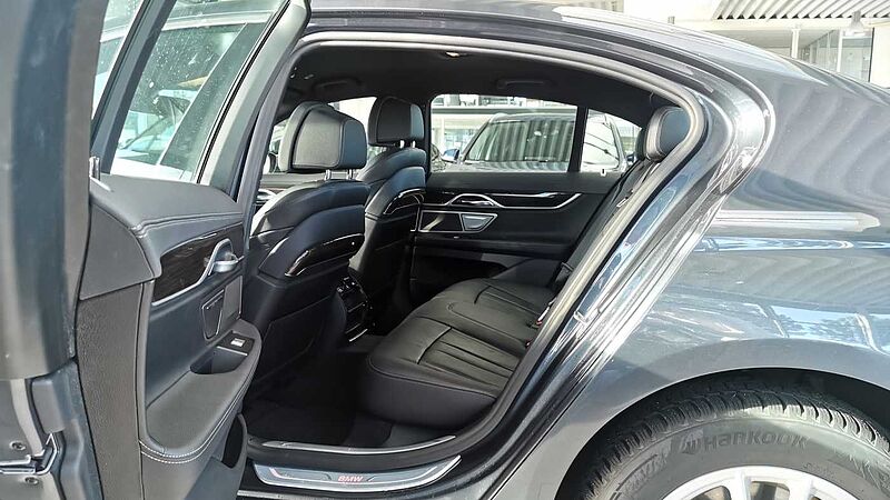 BMW 730d xDrive Massage | H&K | Nav. Prof. | Memory | AHK | HUD