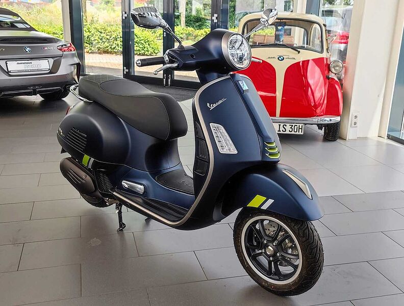 Vespa GTS 125 Super *schwarz*