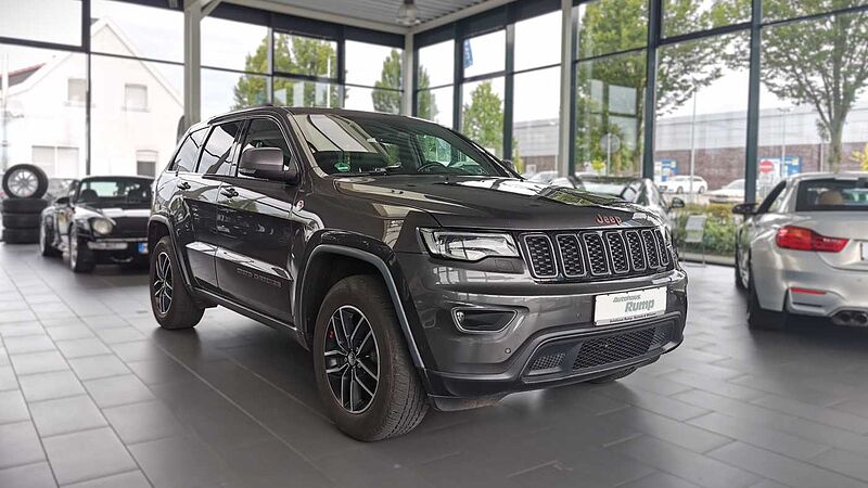 Jeep Grand Cherokee Trailhawk