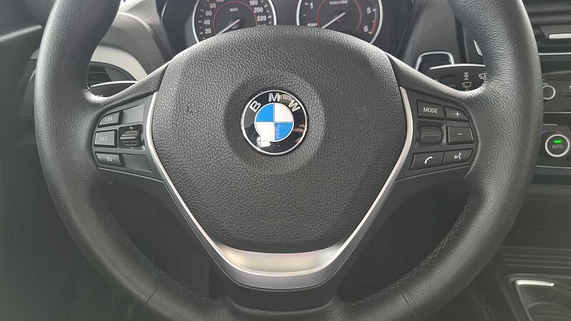 BMW 120d xDrive Aut. Sport Line GSD | NAVI | LEDER