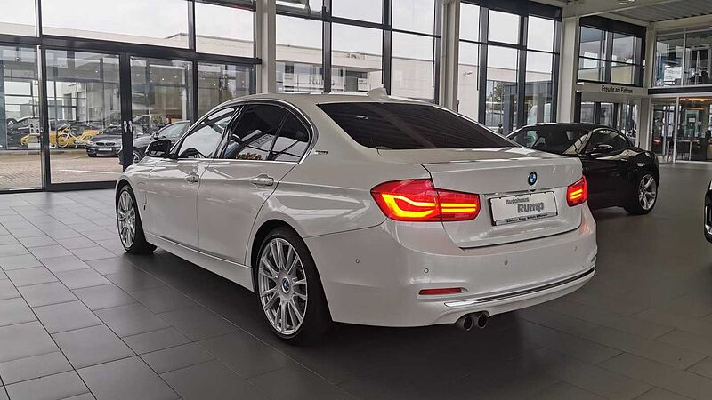 BMW 330e Luxury Line INDIVIDUAL | ACC | HUD | TV | H/K