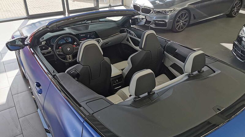 BMW M4 Cabrio Competition M xDrive M Driver's Package