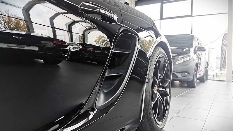 Porsche 718 Boxster GTS schwarz/schwarz