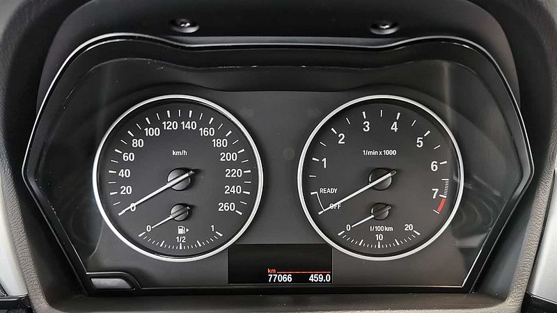 BMW X1 sDrive18i Aut. Advantage NAVI | LED | SHZ