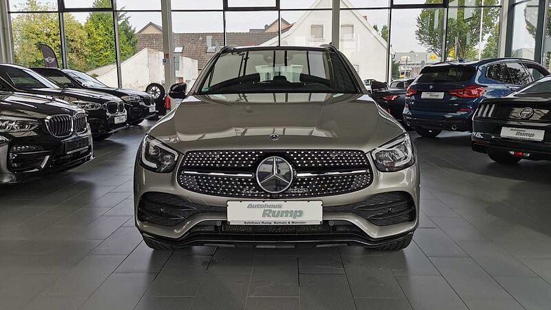 Mercedes-Benz GLC 300 d AMG Line 4Matic